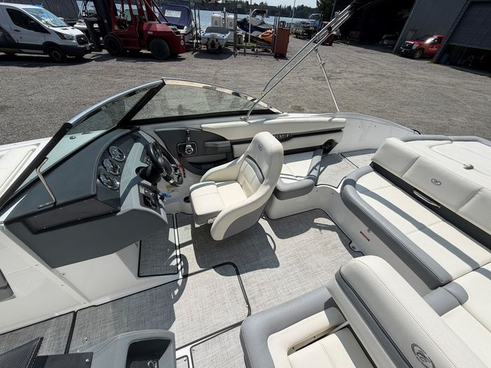 2020 Cobalt CS22 Photo 6 of 15