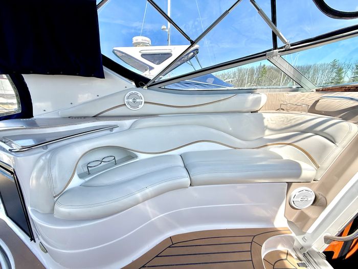 2005 Larson 370 Cabrio Photo 19 sur 64