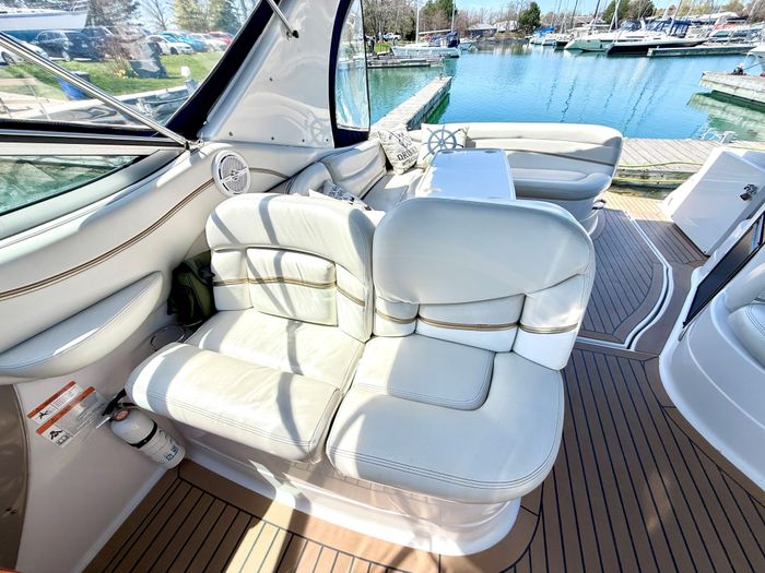 2005 Larson 370 Cabrio Photo 22 sur 64
