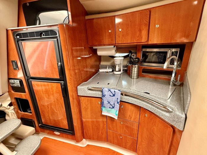 2005 Larson 370 Cabrio Photo 44 sur 64