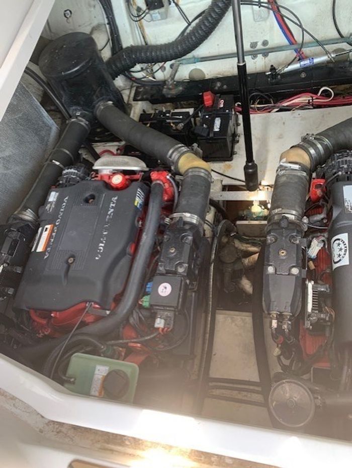 2005 Larson 370 Cabrio Photo 61 sur 64