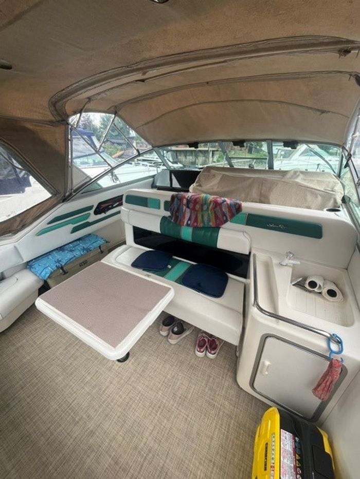 1993 Sea Ray 330 SUNDANCER Photo 6 of 8