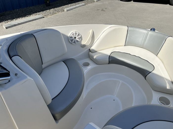 2010 Sea Ray 185 Sport Photo 20 of 33