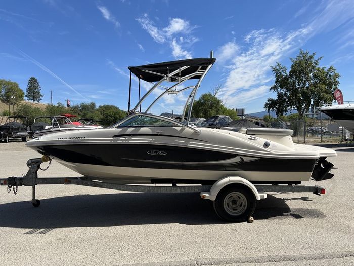 2010 Sea Ray 185 Sport Photo 8 of 33