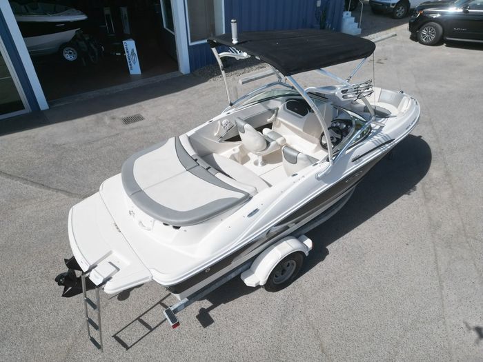 2010 Sea Ray 185 Sport Photo 15 of 33