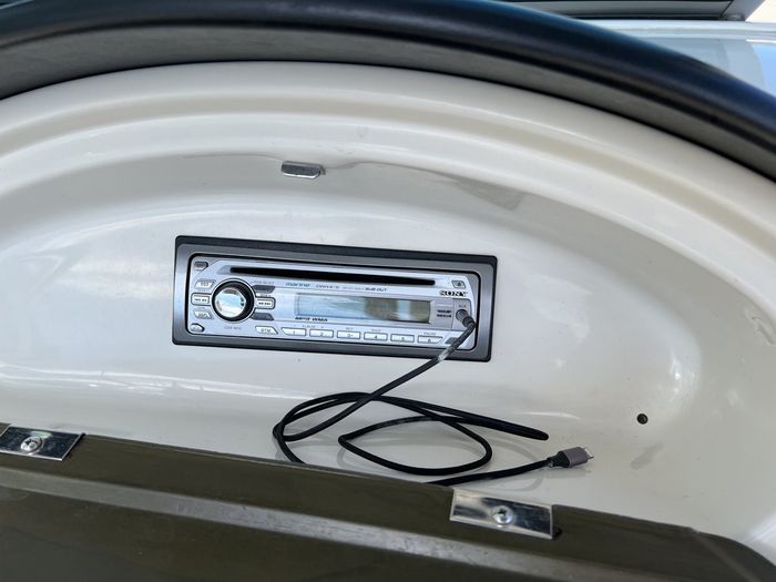 2010 Sea Ray 185 Sport Photo 28 of 33