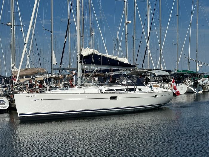 2007 Jeanneau Sun Odyssey 45 Photo 10 of 45