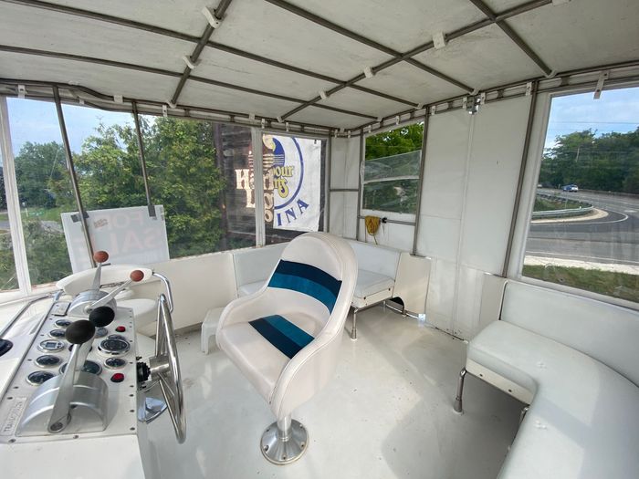 2012 Custom 390 Trawler Photo 15 of 31