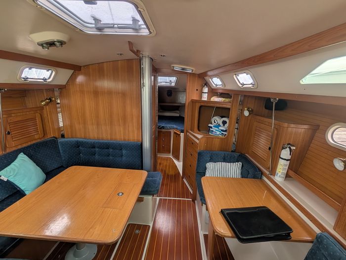 1999 Catalina 36 mk II Photo 21 of 40