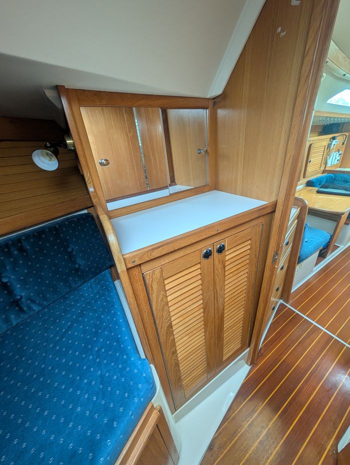 1999 Catalina 36 mk II Photo 25 of 40