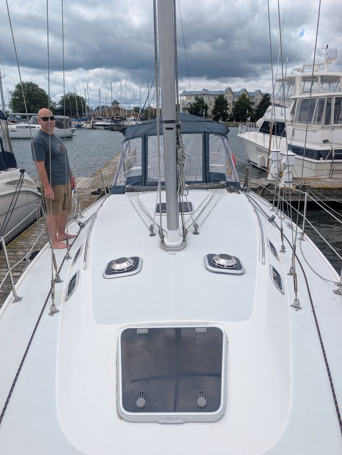 1999 Catalina 36 mk II Photo 33 of 40