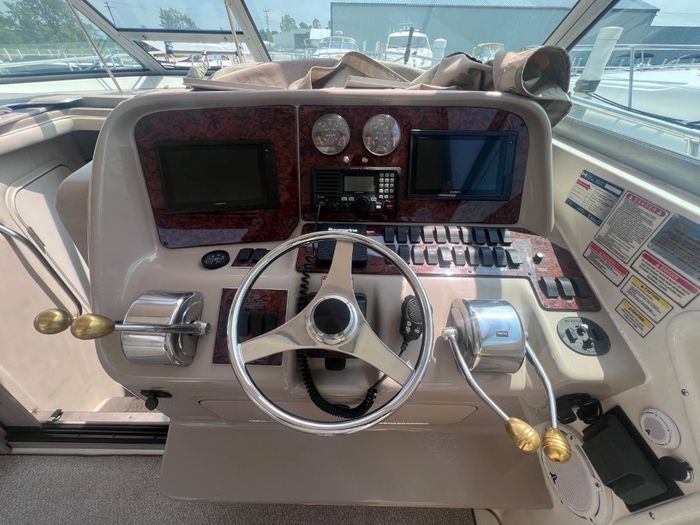 2000 Sea Ray 340 Amberjack Photo 3 sur 21