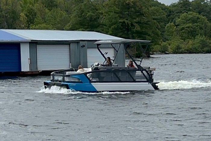2022 Sea-Doo Switch 21 230 HP Rotax Photo 3 of 7