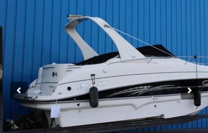 2007 Larson 274 Cabrio Photo 2 sur 10