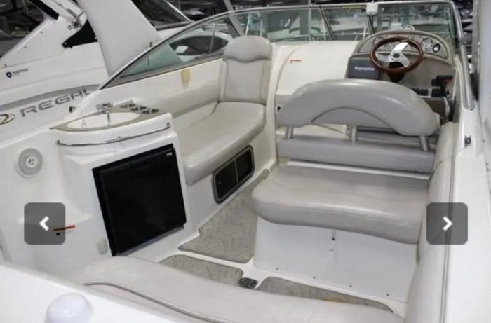 2007 Larson 274 Cabrio Photo 4 sur 10