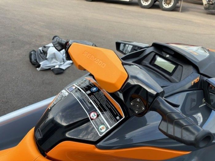 2020 Sea-Doo GTI™ SE 170 IBR Photo 4 of 8