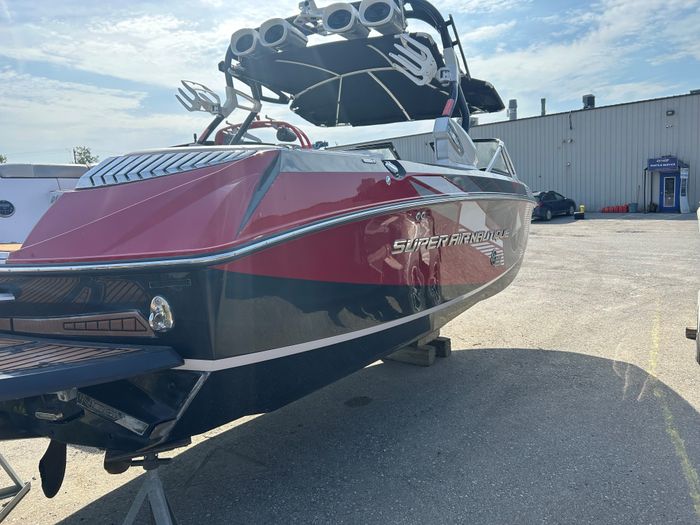 2013 Nautique G23 Photo 3 of 5