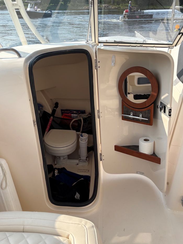 2018 Grady 255 Freedom W/ F350 V8 Photo 1 of 11