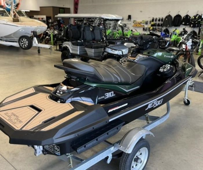 2024 Kawasaki Ultra 310LX | Experience The Exhilaration | $192 B Photo 4 of 10