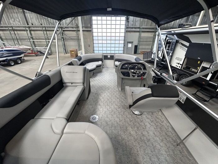 2026 South Bay Pontoons 220 CRLE 275 | $107/week! | Bold Looks, E Photo 15 of 21