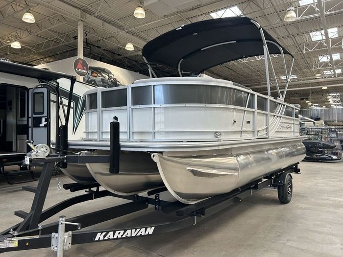2026 South Bay Pontoons 220 CRLE 275 | $107/week! | Bold Looks, E Photo 4 of 21