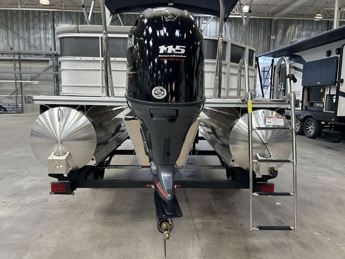 2026 South Bay Pontoons 220 CRLE 275 | $107/week! | Bold Looks, E Photo 20 of 21