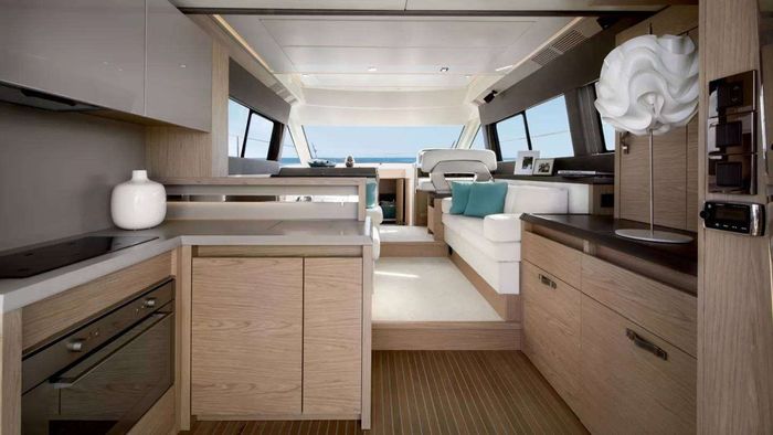2015 Beneteau Monte Carlo MC5 Photo 7 of 16