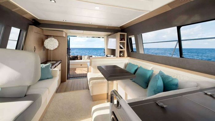 2015 Beneteau Monte Carlo MC5 Photo 9 of 16