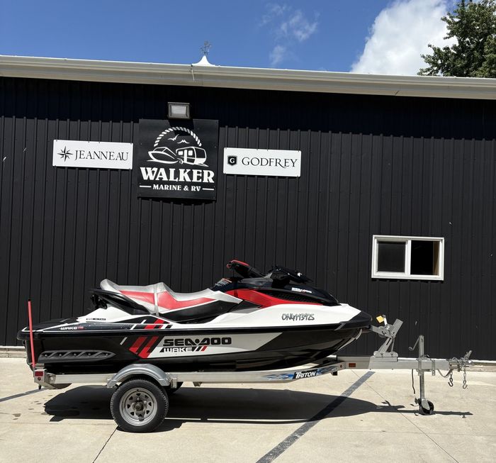 2013 Sea-Doo Wake Pro 215 Photo 1 sur 7