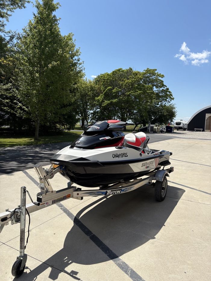 2013 Sea-Doo Wake Pro 215 Photo 2 sur 7
