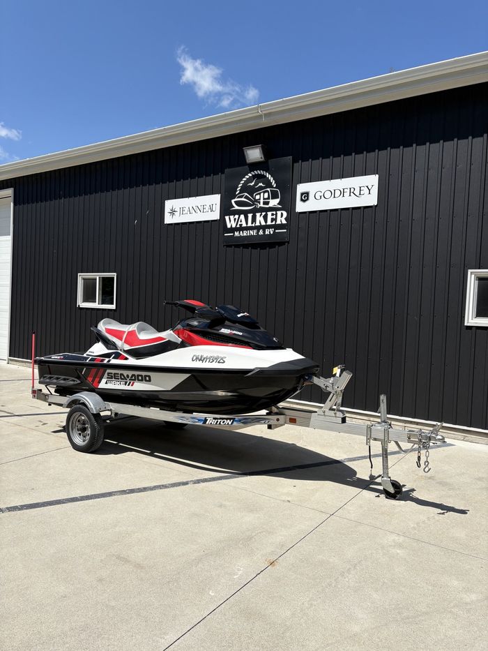 2013 Sea-Doo Wake Pro 215 Photo 4 sur 7