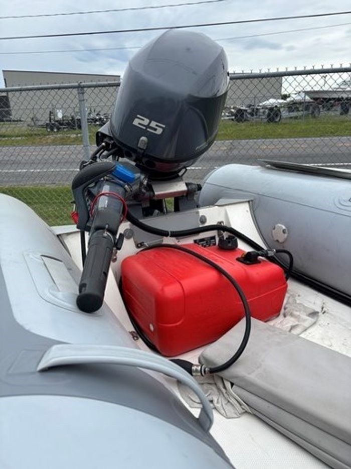 2015 ZODIAC CADET 340 RIB Photo 6 of 6