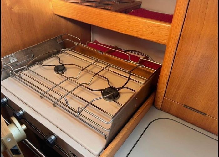 1990 Beneteau First 285 Photo 5 of 10