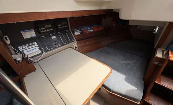 1986 C&C 35 MK 3 Photo 14 of 15
