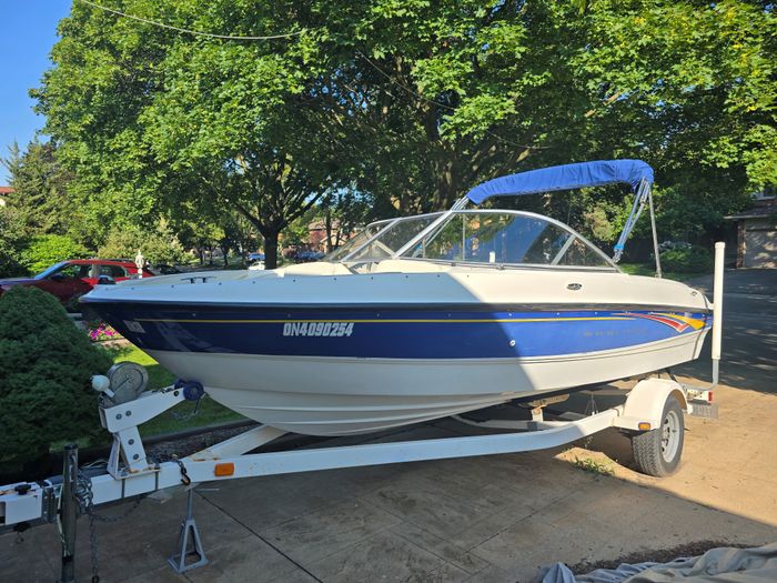2007 Bayliner 185 BR Photo 4 sur 23