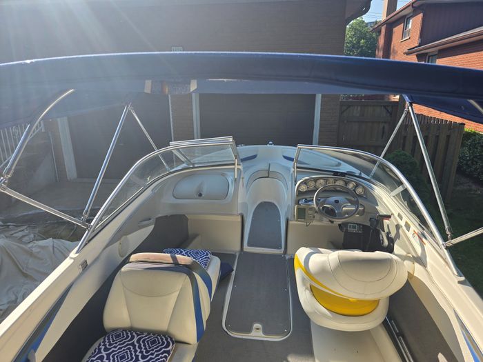 2007 Bayliner 185 BR Photo 17 sur 23