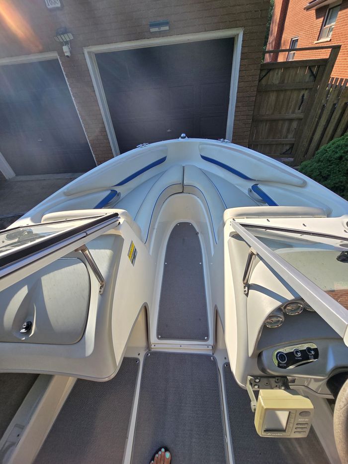 2007 Bayliner 185 BR Photo 9 sur 23