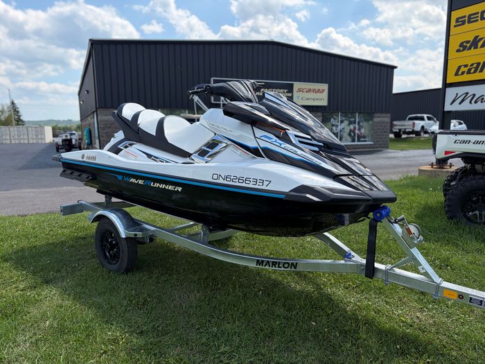2018 Yamaha FX Cruiser HO 1800 Photo 2 of 11