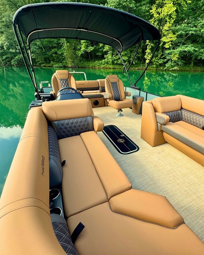 2027 Harris 210 Crusier Photo 5 of 13