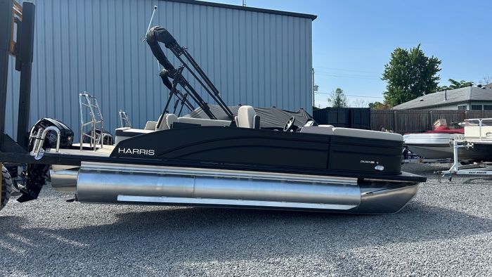 2027 Harris 210 Crusier Photo 1 of 13