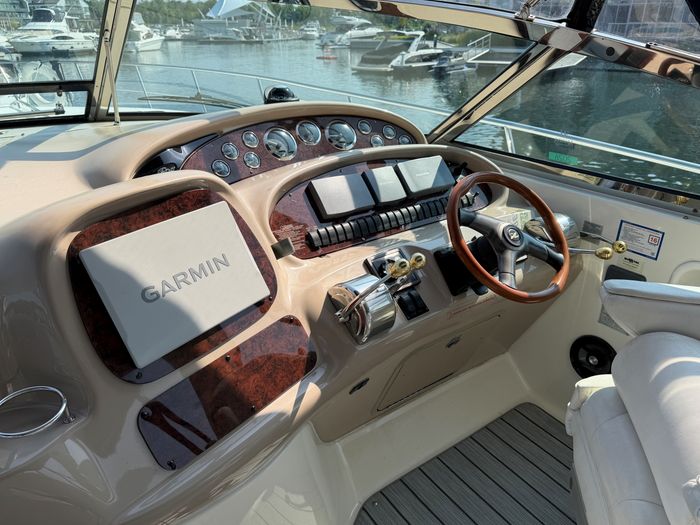 2001 Sea Ray 380 Sundancer Photo 18 of 59