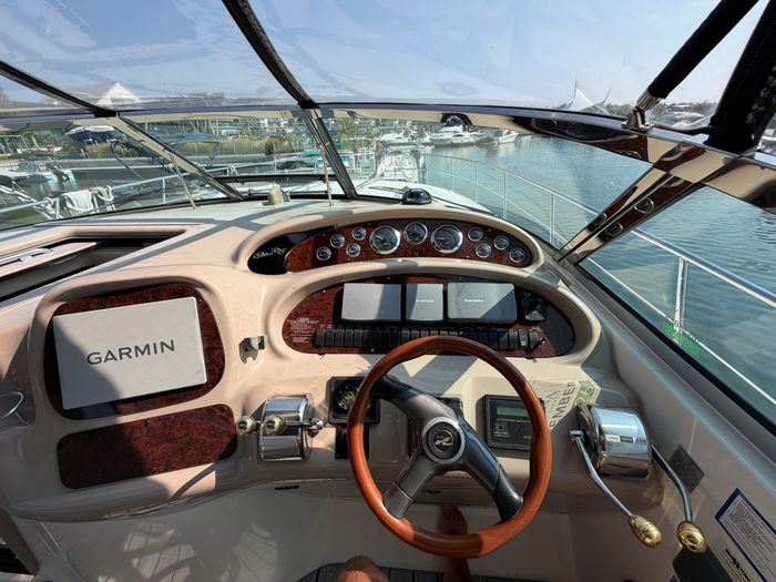 2001 Sea Ray 380 Sundancer Photo 20 of 59