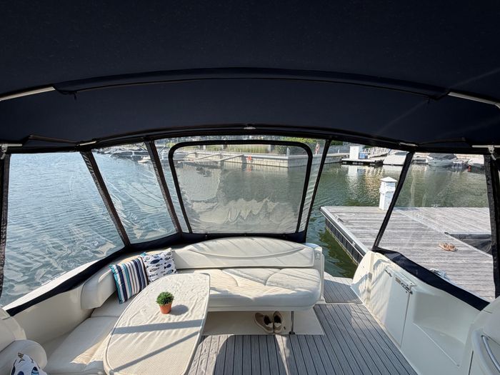 2001 Sea Ray 380 Sundancer Photo 27 of 59