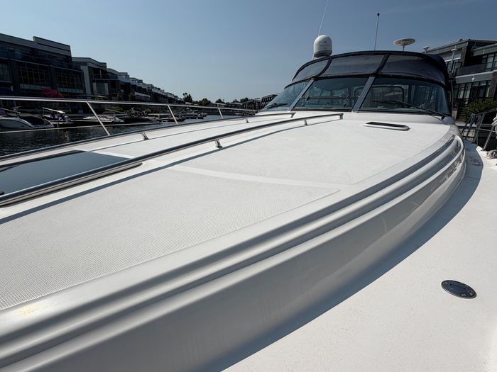 2001 Sea Ray 380 Sundancer Photo 52 of 59