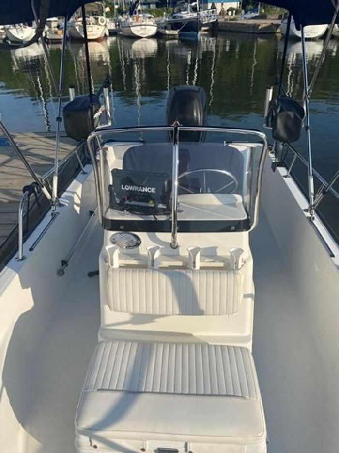 2012 Boston Whaler 170 Montauk Photo 4 of 13