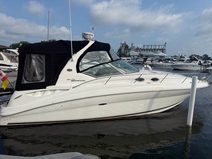 2002 Sea Ray 320 Sundancer Photo 2 of 43