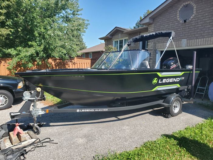 2022 Legend 18 XTE SPORT Photo 1 of 9