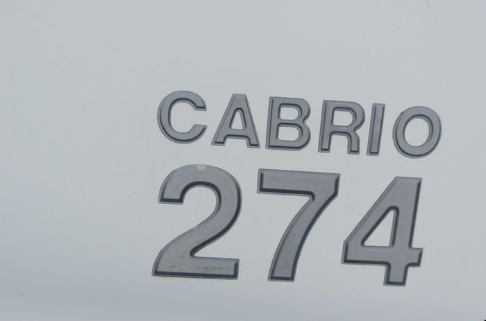 2010 Larson Cabrio 274 Photo 3 of 18