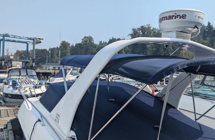 2010 Larson Cabrio 274 Photo 5 of 18