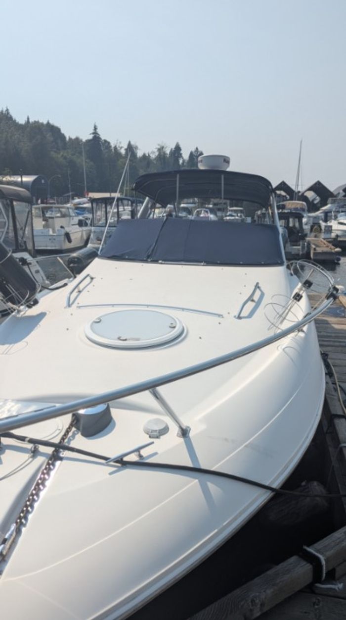 2010 Larson Cabrio 274 Photo 7 of 18